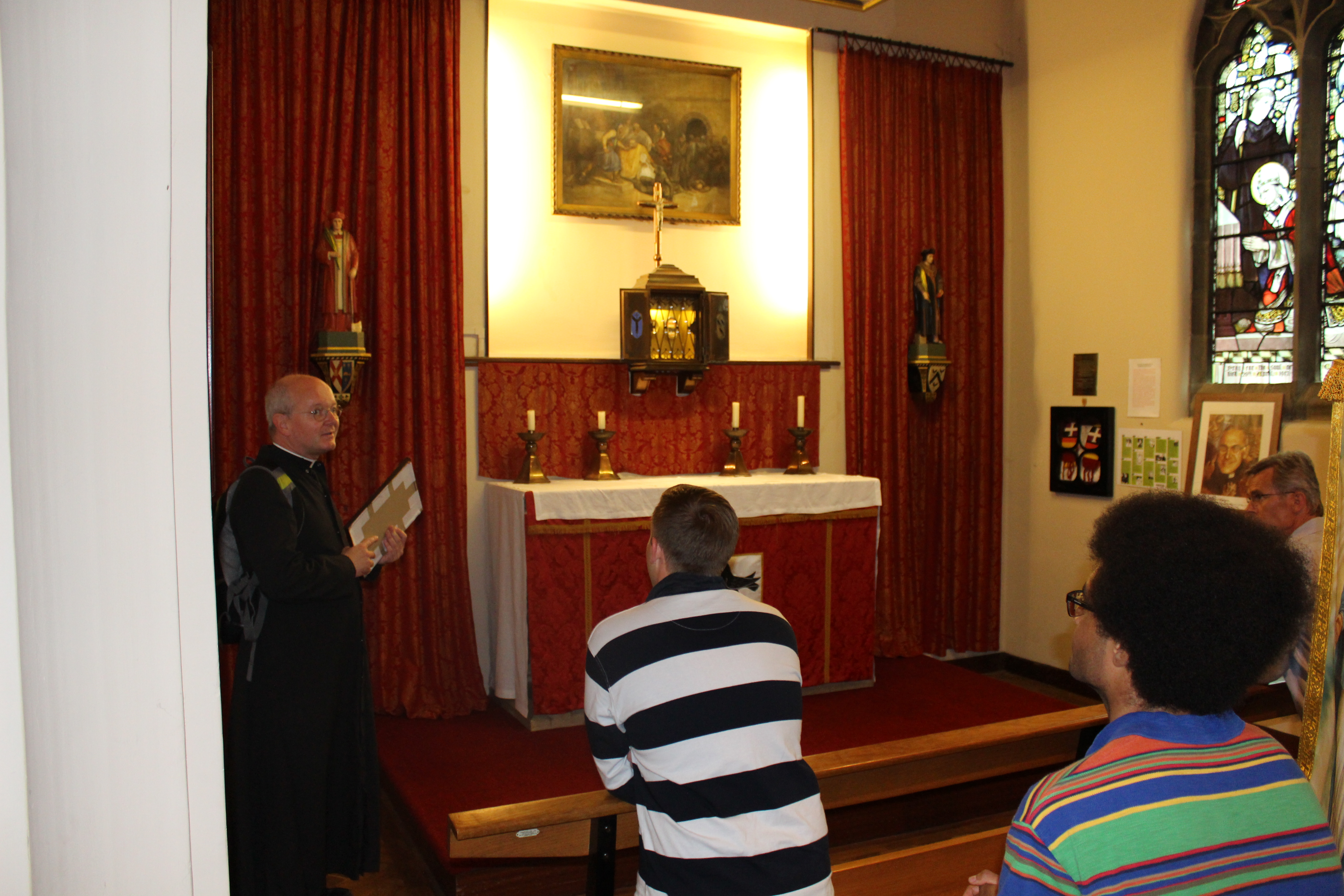 In St Thomas's Church at the relics of St Thomas Becket.